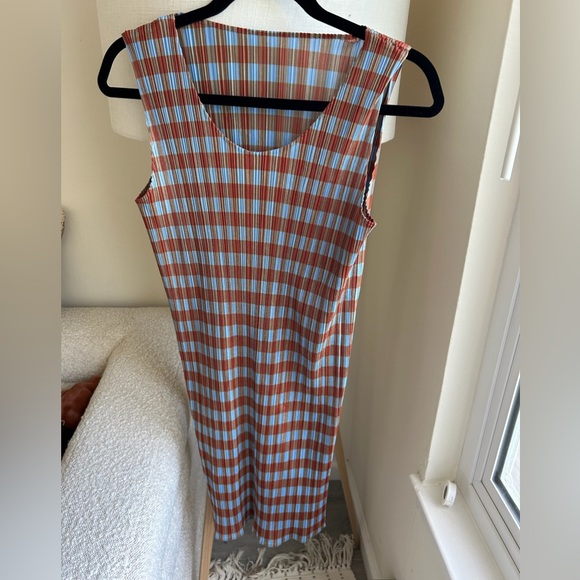 Issey Miyake Dresses & Skirts - Issey miyake pleated dress